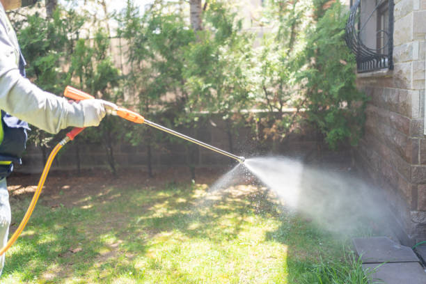 Best Commercial Pest Control Services  in Quinnipiac University, CT